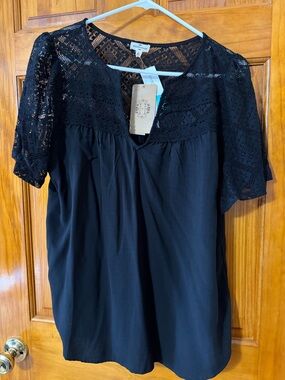 Black Crochet Yoke Blouse with Short Sleeves